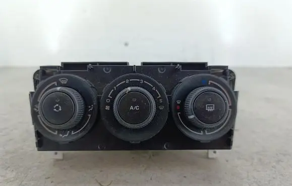 Citroen C3 Picasso Climate control/heater control trim T1001394S