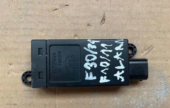 BMW 4 F32 F33 Alarm control unit/module 9233009 63945210 P30001692