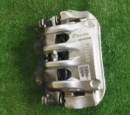 Iveco Daily 6th gen Rear brake caliper 5802728745