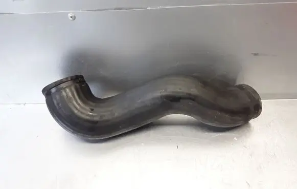 Volvo XC70 Intercooler hose/pipe