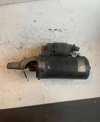 Audi A4 S4 B5 8D Starter motor 1005821953