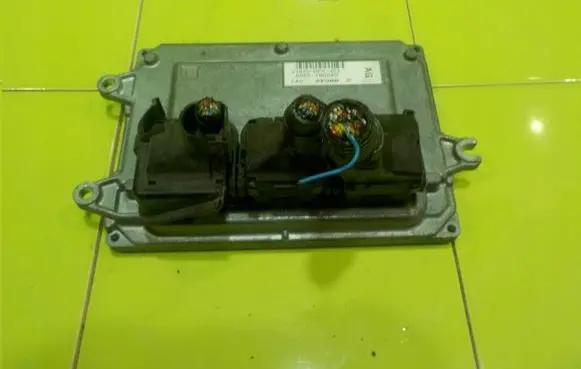 Honda Jazz Engine control unit/module 37820RE0J53 RP55