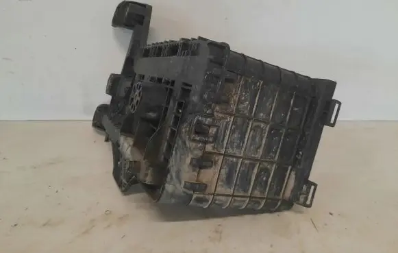 Skoda Superb B6 (3T) Battery box tray 1K0915333