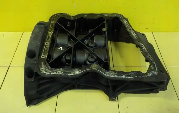 Opel Vivaro Oil sump 8200672739