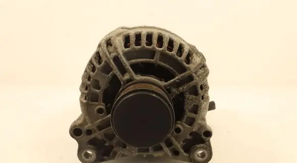Volkswagen Jetta V Generator/alternator 06F903023F