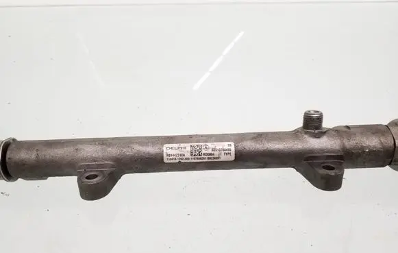 Mercedes-Benz C W204 Fuel main line pipe A6510700495 R9144Z240A