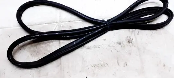 Mazda 5 Rubber seal rear door 