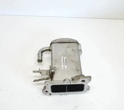 Audi A5 Sportback 8TA EGR valve cooler V29009967