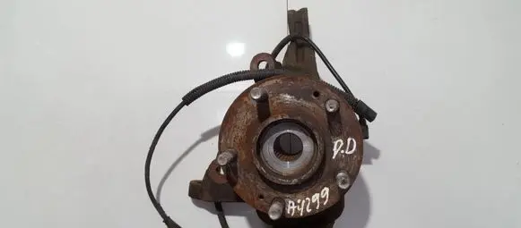 Hyundai i30 Front wheel hub