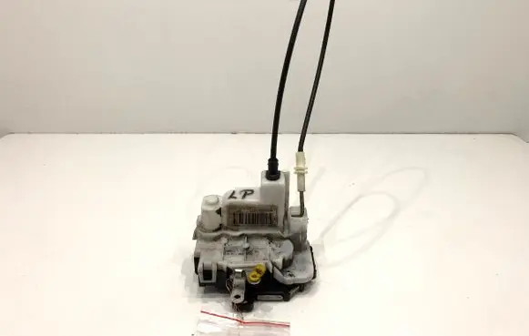 Fiat Panda II Front door lock 46842673