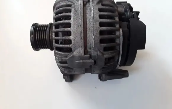 Audi Q5 SQ5 Generator/alternator 03G903016E