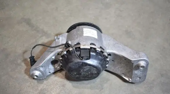 Mercedes-Benz C W206 Engine mount vacuum valve A2062403701