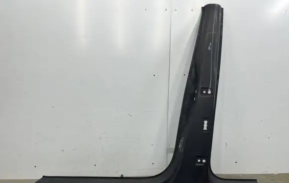 Volkswagen Tiguan Pillar (middle) 5na809835