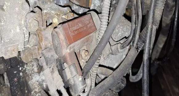 Peugeot 407 Turbo solenoid valve 9654282880 70061200