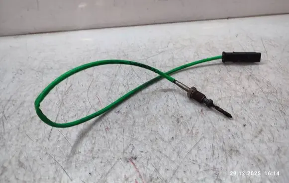 Jaguar XE Exhaust gas temperature sensor G4D351254AA