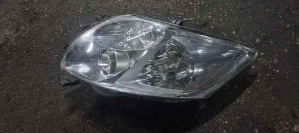 Toyota Auris 150 Headlight/headlamp 8117002460