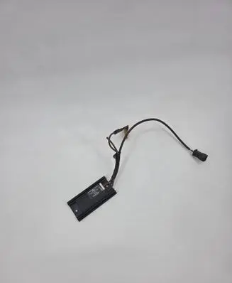 Audi A8 S8 D2 4D Aerial antenna amplifier 7612001122 4D0919891
