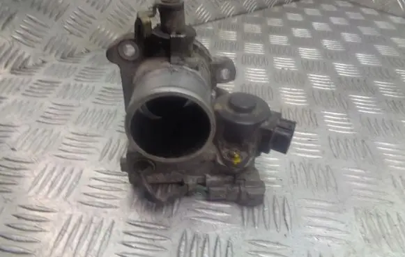 Toyota Avensis T250 Throttle valve position sensor 
