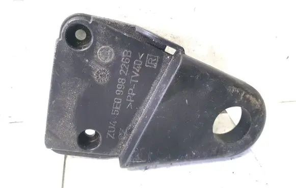 Skoda Octavia Mk3 (5E) Radiator mount bracket 5E0998226B