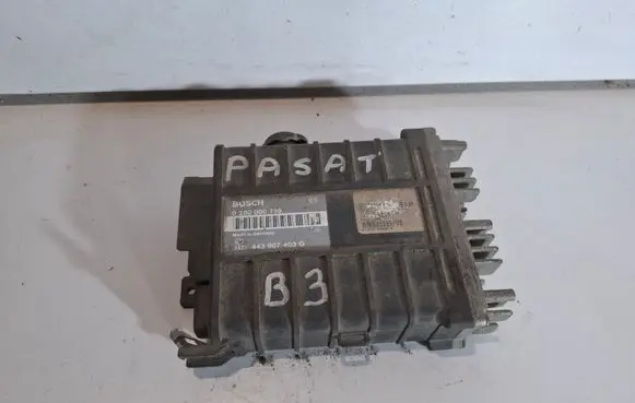 Volkswagen PASSAT B3 Engine control unit/module 443907403G 0280000739