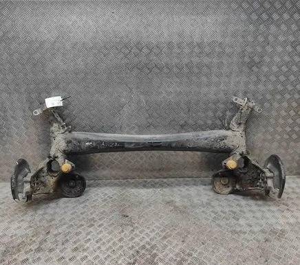 Peugeot 5008 II Rear axle beam 