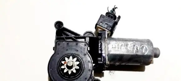 Mercedes-Benz E W210 Front door window regulator motor 0130821709 119153-xxx