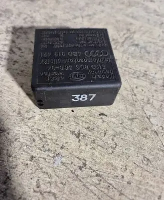 Audi A6 S6 C5 4B Other relay 4B0919471 5KG00656804