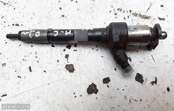 Mazda 6 Fuel injector R2AA13H50