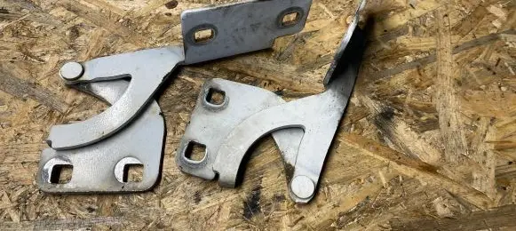 Peugeot Partner Engine bonnet/hood hinges