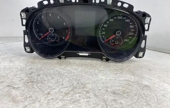 Volkswagen Golf Sportsvan Speedometer (instrument cluster) 517920740 90554Km