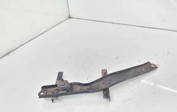 Battery bracket