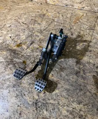 Mercedes-Benz C W204 Pedal assembly A2042909801 PP204290208