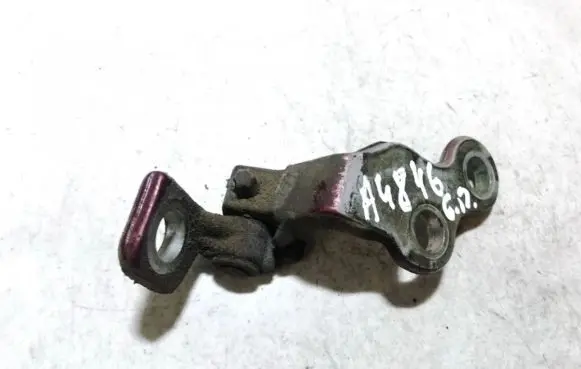 Ford Focus Rear door lower hinge xs4aa26800