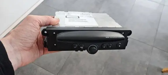 Mini One - Cooper Coupe R56 Radio/CD/DVD/GPS head unit 9270724 65129270724 CIC