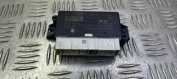 Audi A3 S3 8V Parking PDC control unit/module 5Q0919283E 5Q0919283
