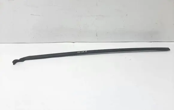 Seat Arona Windshield trim 6F9854328 6F9854328B