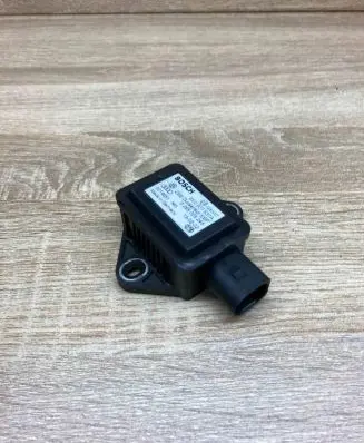 Volkswagen PASSAT B5.5 ESP acceleration yaw rate sensor 8E0907637A 0265005245