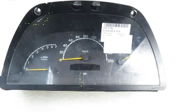 Mercedes-Benz Vito Viano W638 Speedometer (instrument cluster) 0004467321