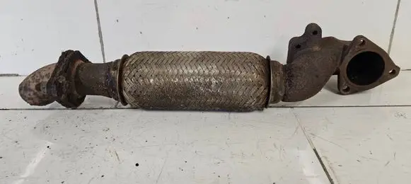 Mazda CX-7 Muffler pipe connector clamp 