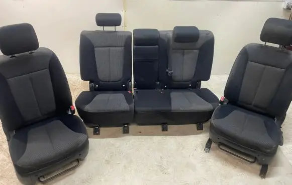 Seat set