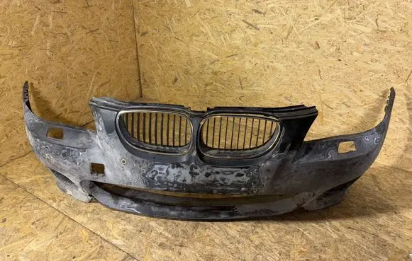 BMW 5 F10 F11 Front bumper 11460915