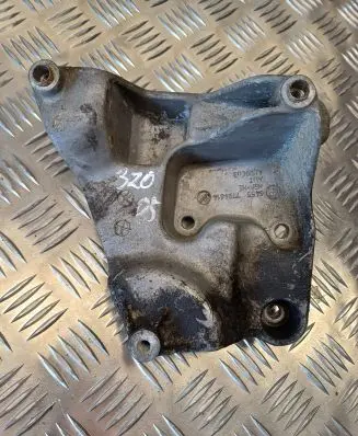 BMW 3 E46 A/C compressor mount bracket 7794614