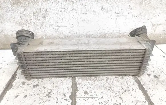 BMW X5 E70 Intercooler radiator 7533475 517533475