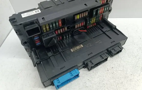 BMW 5 F10 F11 Comfort/convenience module 9244392 61359244392 9234421
