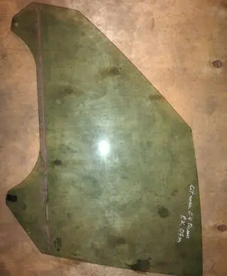 Citroen C4 I Picasso Front door window glass four-door