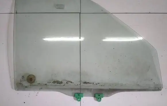 Nissan Serena Front door window glass four-door AS2