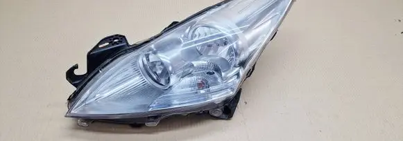 Peugeot 5008 Headlight/headlamp 