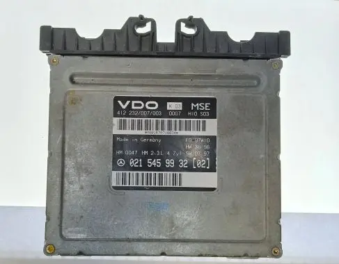 Mercedes-Benz E W210 Engine control unit/module 0215459932 M001R70710034 412232007003