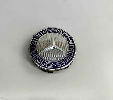 Mercedes-Benz E C207 W207 R20 wheel hub/cap/trim A1714000125
