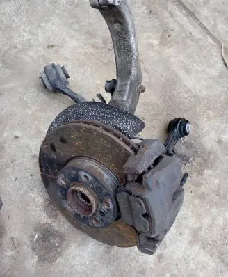 BMW X5 F15 Front wheel hub spindle knuckle